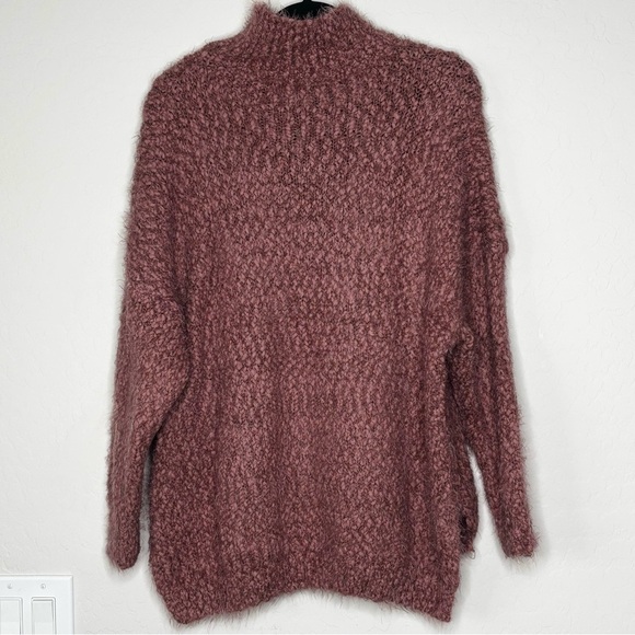 Dreamers Burgundy Mauve Eyelash Sweater Size M/L With Mock Neckline - Picture 4 of 9